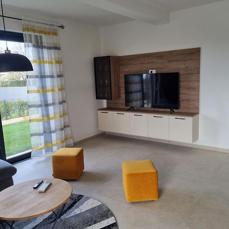 Villa Oskar Istrien Sveti Lovreč Pazenatički Kültér fotó